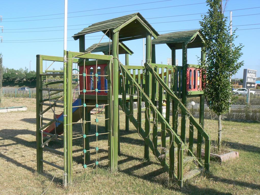 Hotel Delta Yss Gebze Exteriör bild